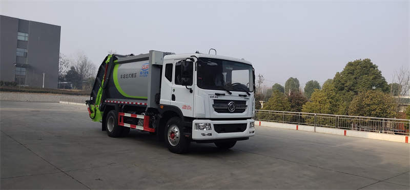 國(guó)六10立方東風(fēng)D9 壓縮垃圾車(chē)